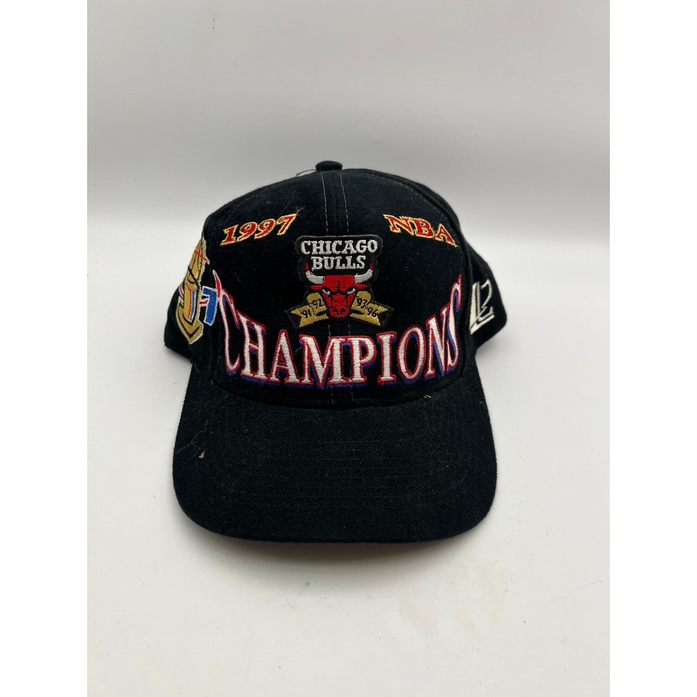Vintage 1997 Logo Athletic Chicago Bulls NBA Champions Snapback Hat Black Cap